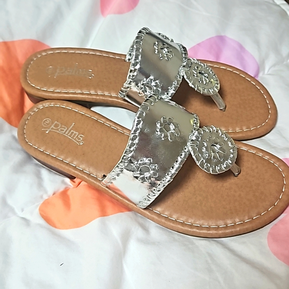 Palms metallic silver slides sandals size 7 only worn a few times.